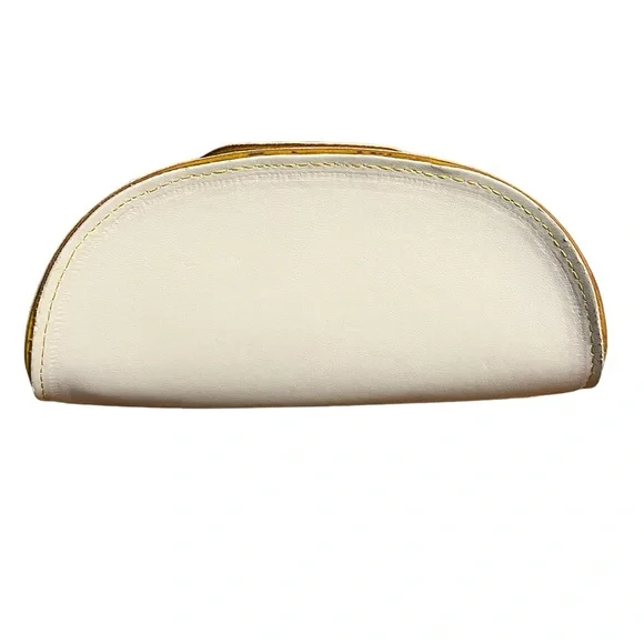 Y2K Leather Ed Hardy Sunglass Case - Picture 4 of 10